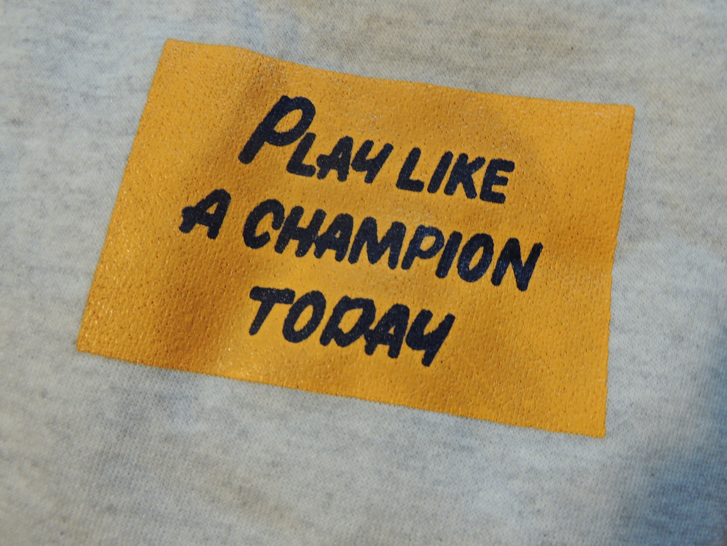 1990s Notre Dame "Play Like A Champion Today" Crewneck (Large)